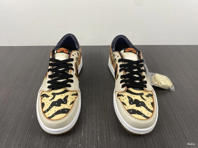Bmlin Shoes OG Tiger Low of 1 Year the Air DH6932-100 Jordan 0821